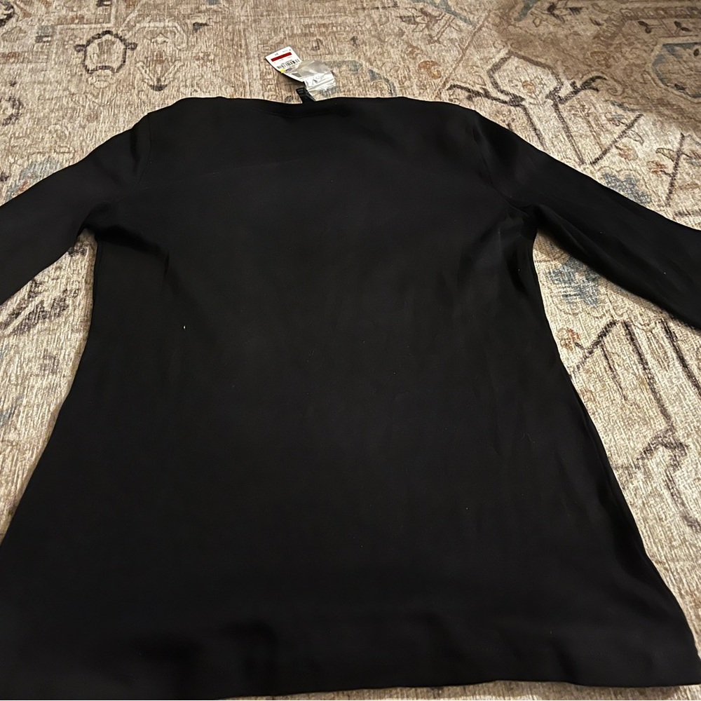Karen Scott black top